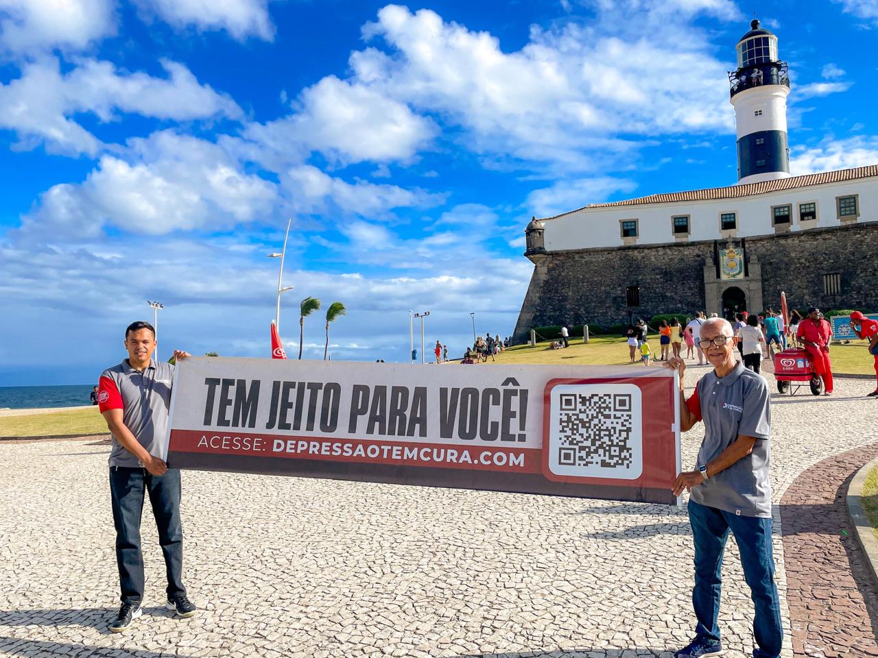 postDTC oferece apoio emocional a turistas no Farol da Barrana categoriaAção Social